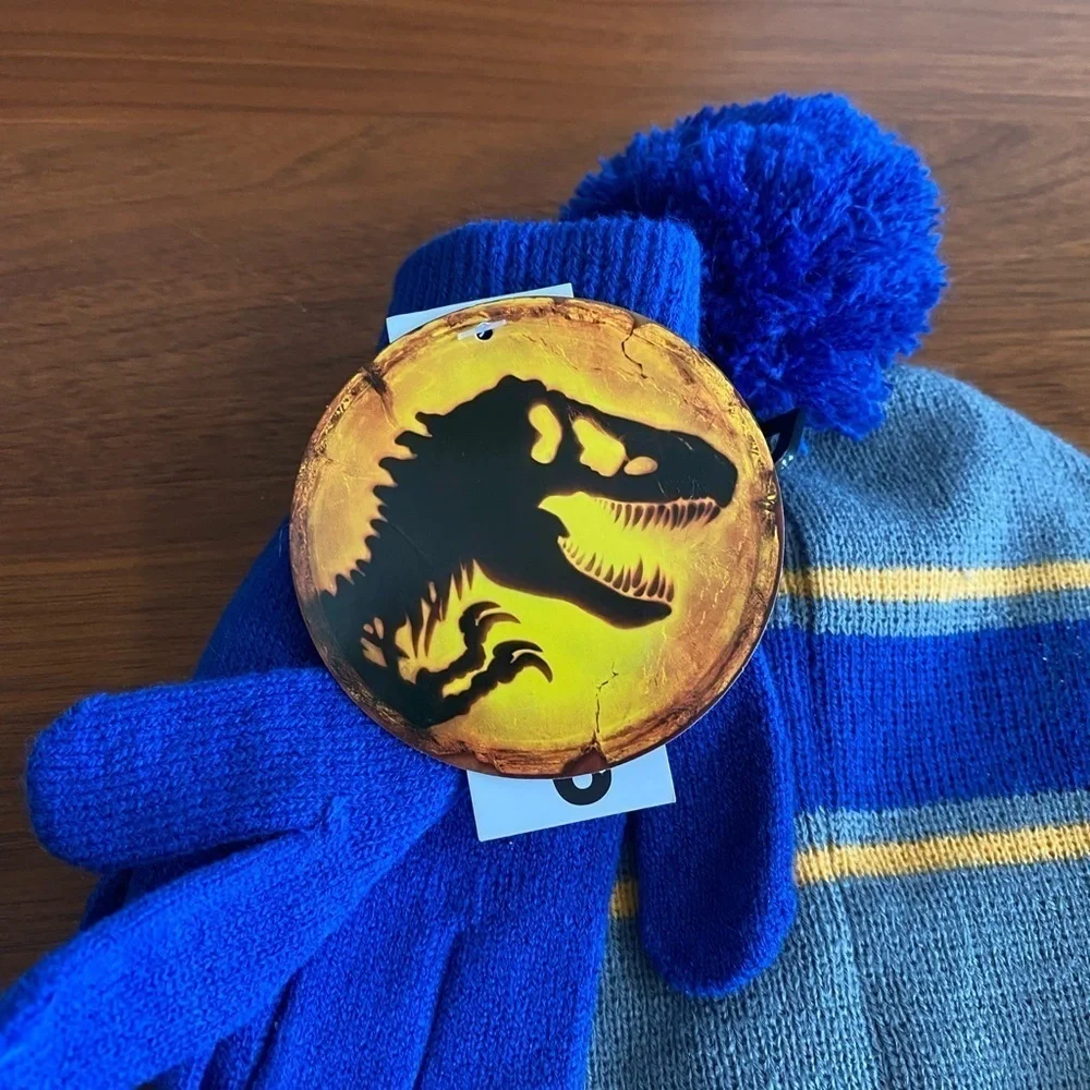 NWT Jurassic Park Winter Hat and Gloves